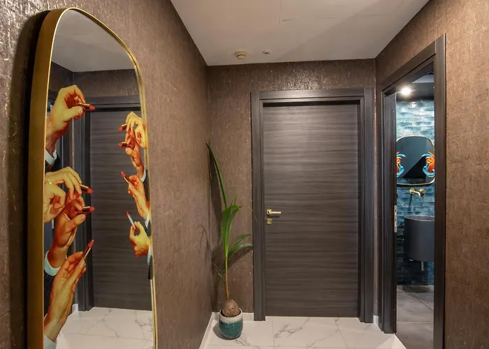 Otel Del Corso 3*